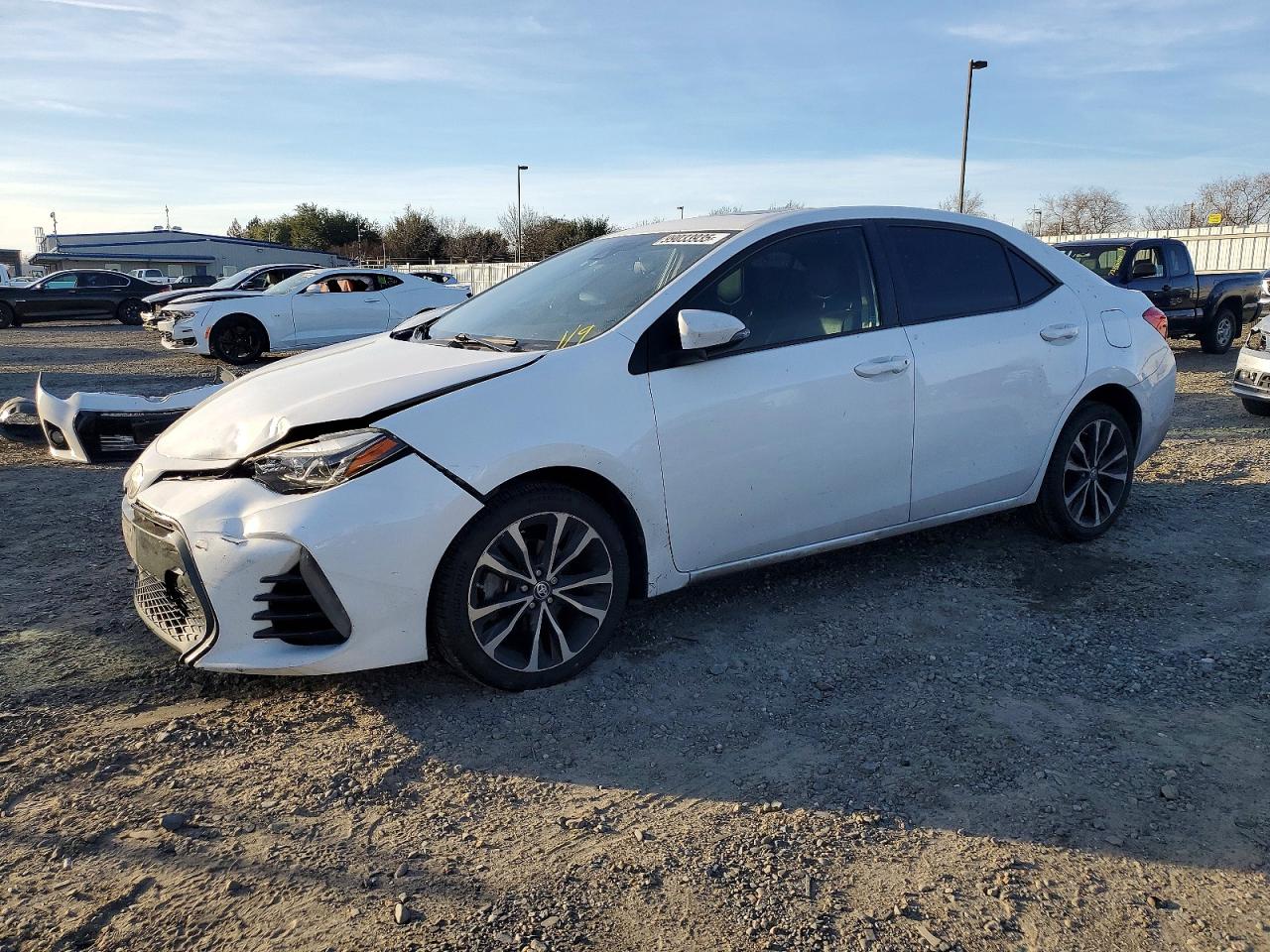2017 TOYOTA COROLLA