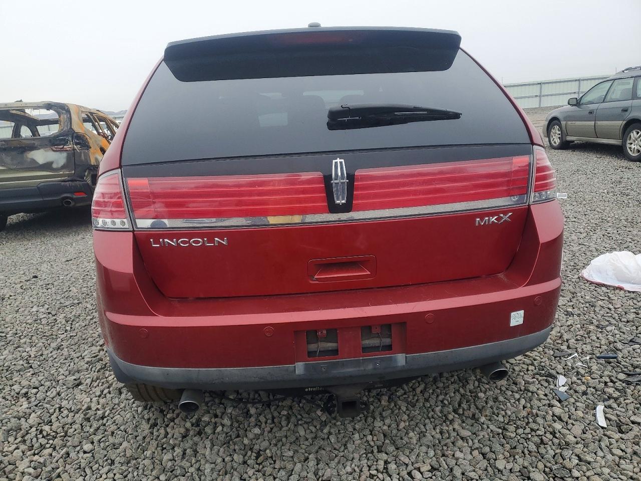 2008 LINCOLN TOWNHOUSE MKX photo 11