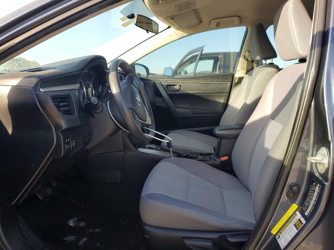 2014 TOYOTA COROLLA L photo 13