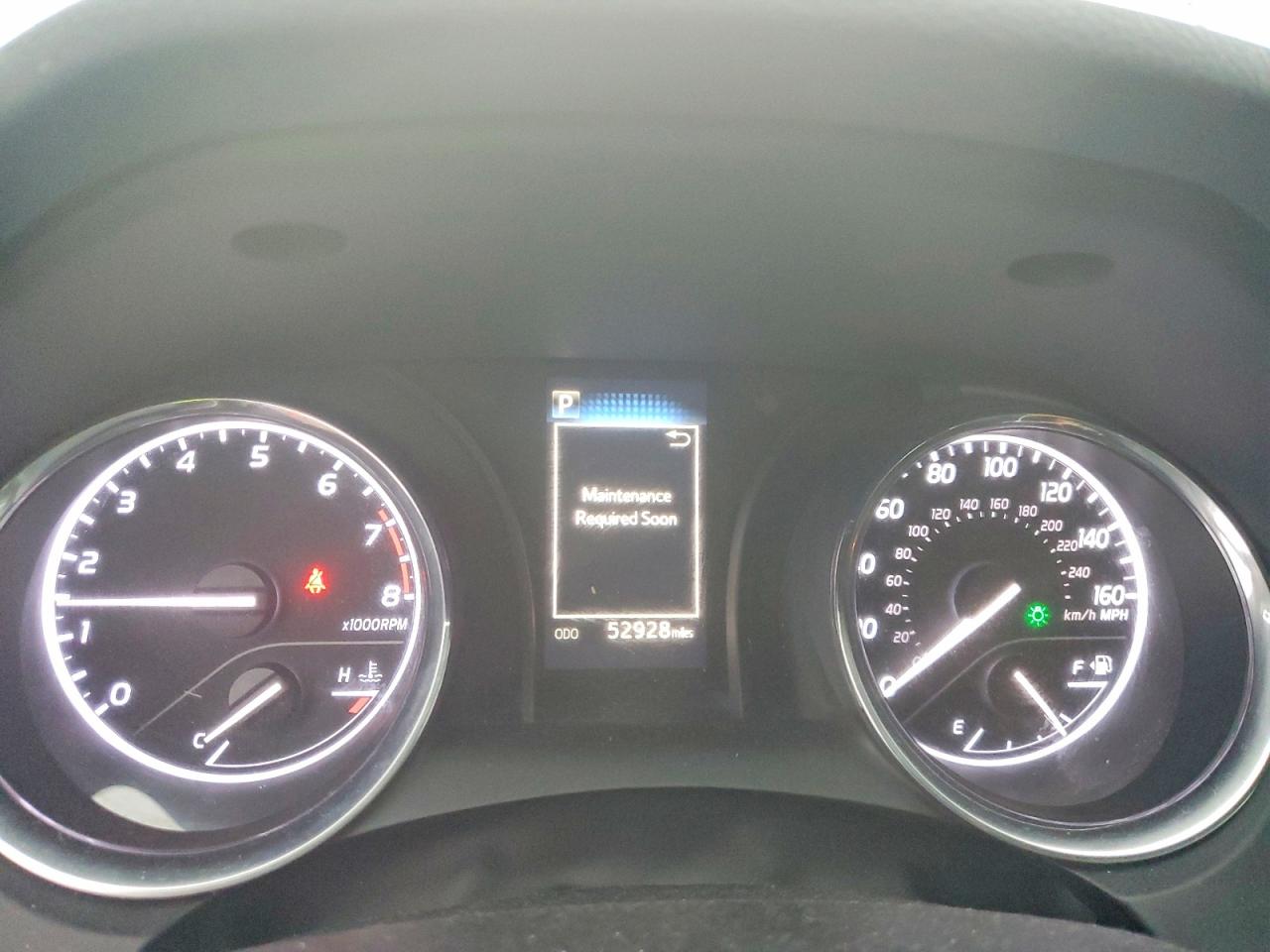 2020 TOYOTA CAMRY LE photo 17