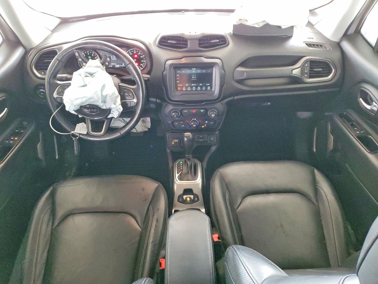 2019 JEEP RENEGADE LIMITED photo 8