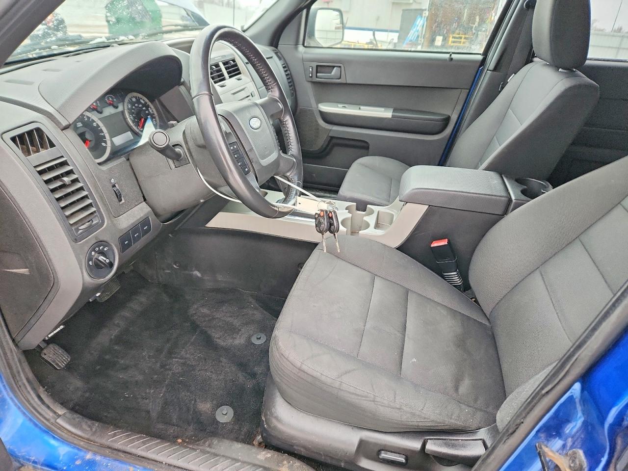 2012 FORD ESCAPE XLT photo 7