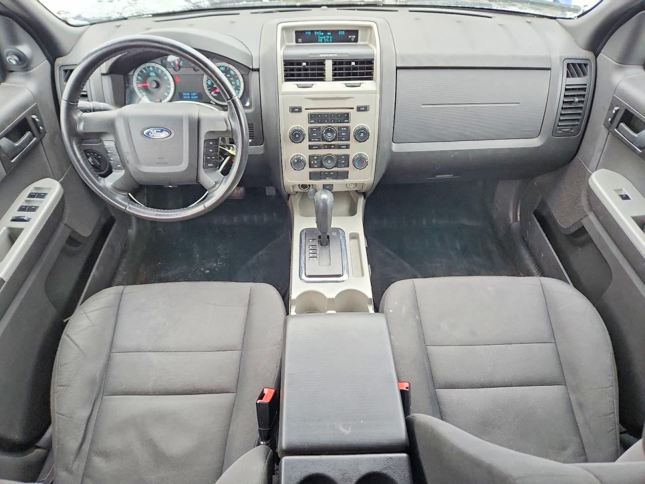 2012 FORD ESCAPE XLT photo 8