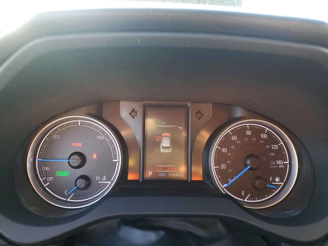 2021 TOYOTA VENZA LE photo 9