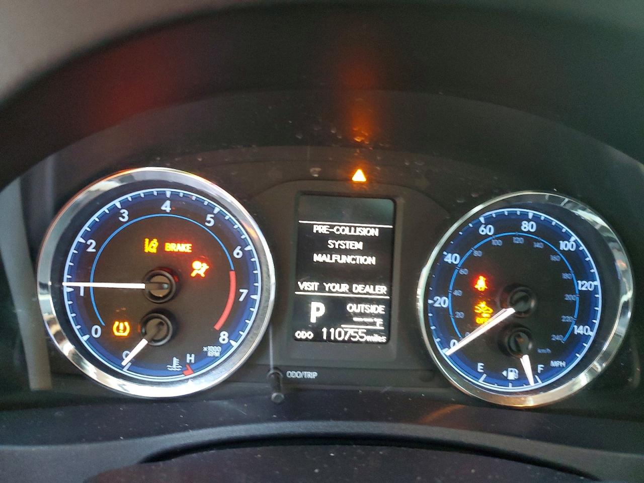 2017 TOYOTA COROLLA L photo 9