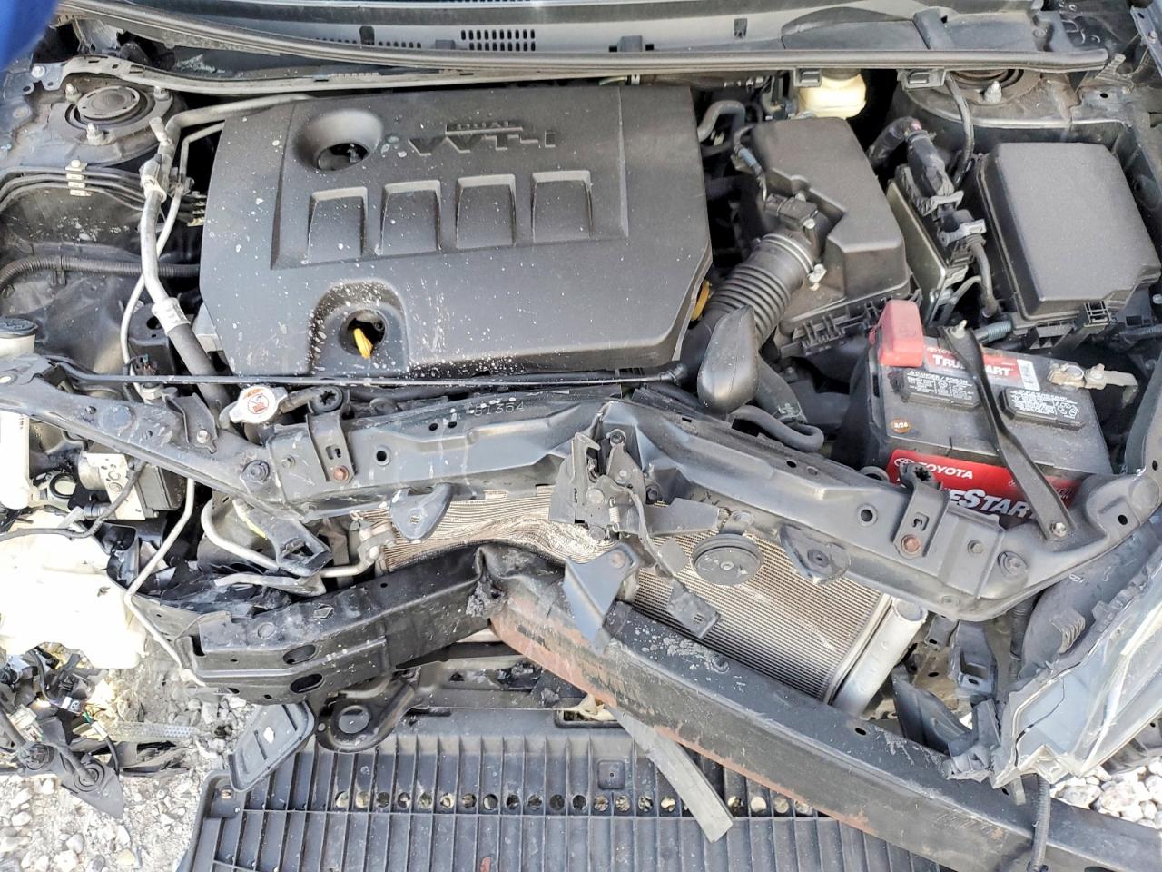 2017 TOYOTA COROLLA L photo 11