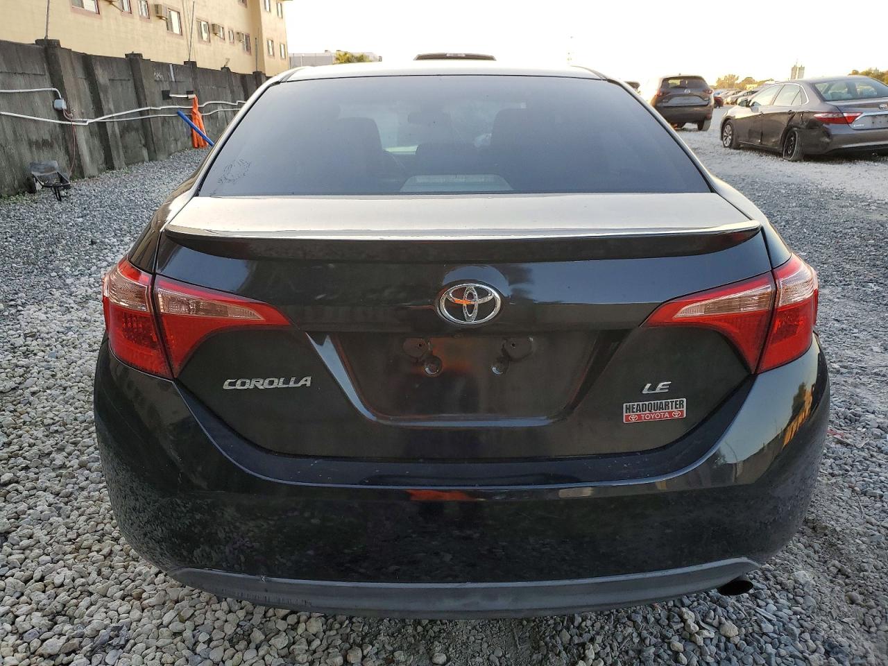 2017 TOYOTA COROLLA L photo 6