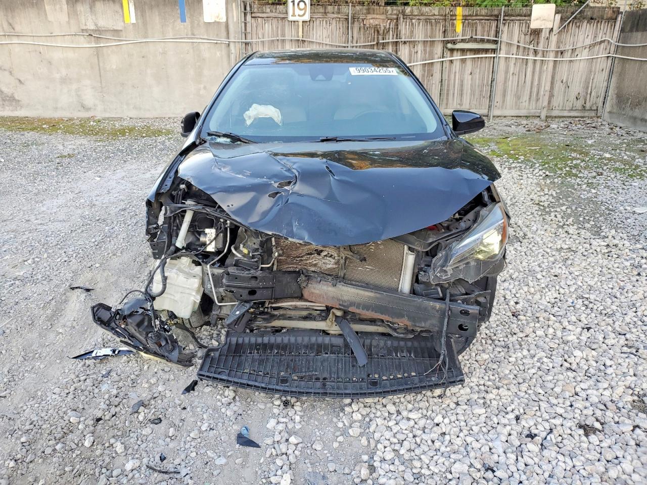 2017 TOYOTA COROLLA L photo 5