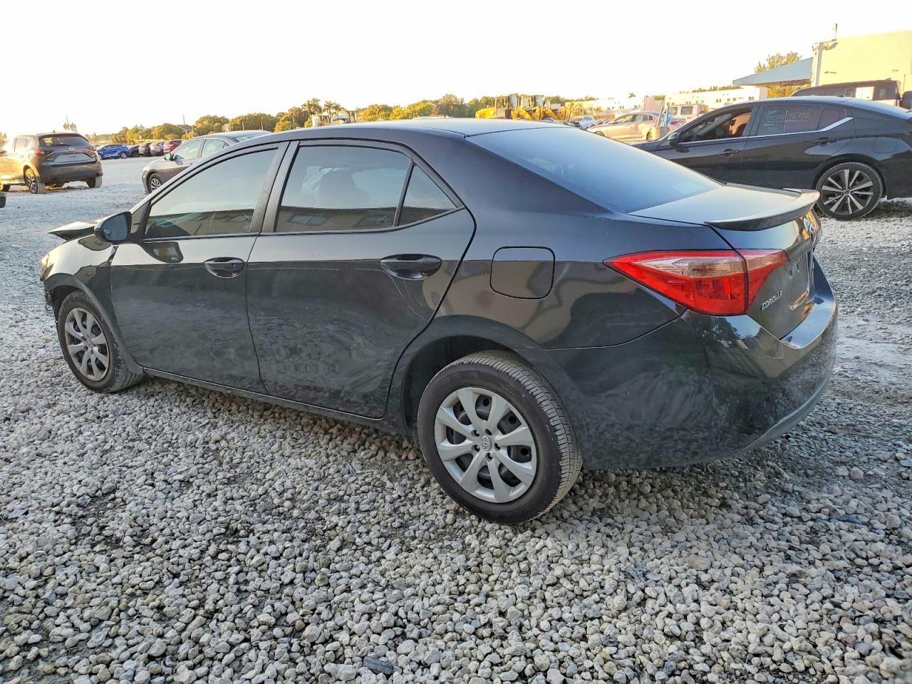 2017 TOYOTA COROLLA L photo 2