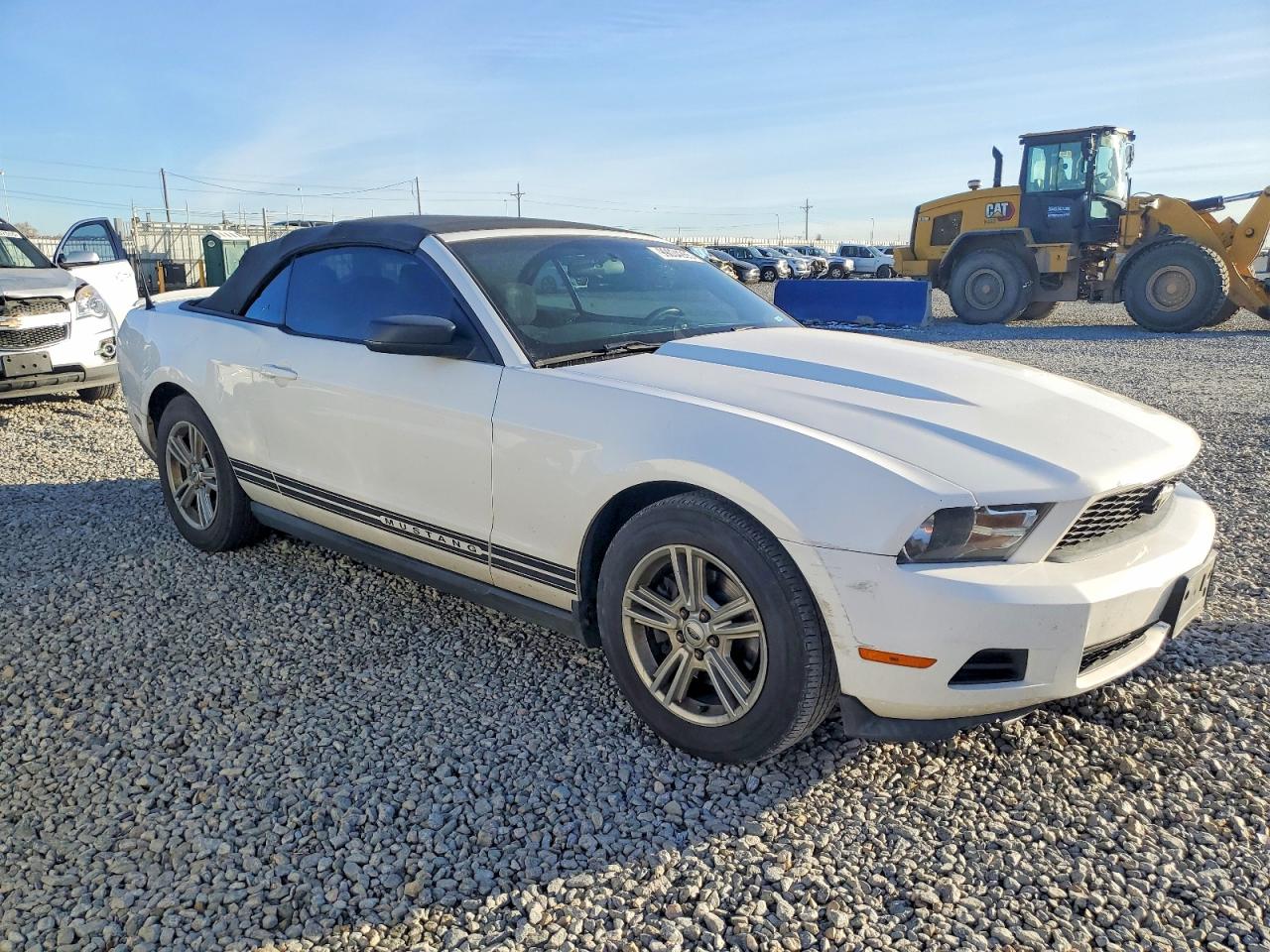 2012 FORD MUSTANG photo 4