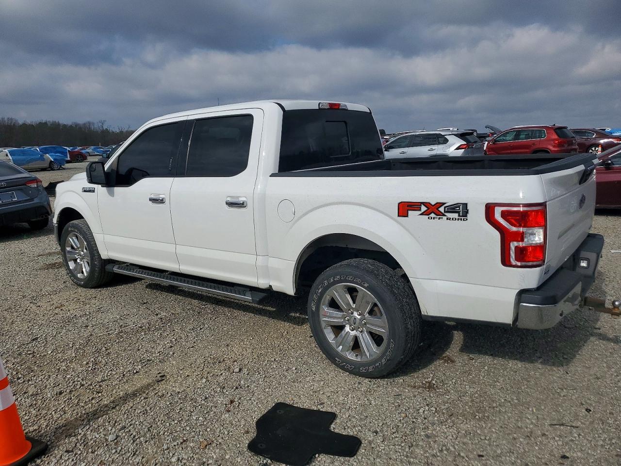 2018 FORD F150 SUPERCREW photo 2