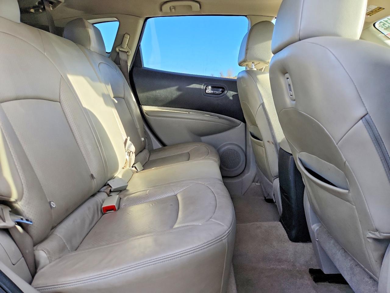 2011 NISSAN ROGUE S photo 11