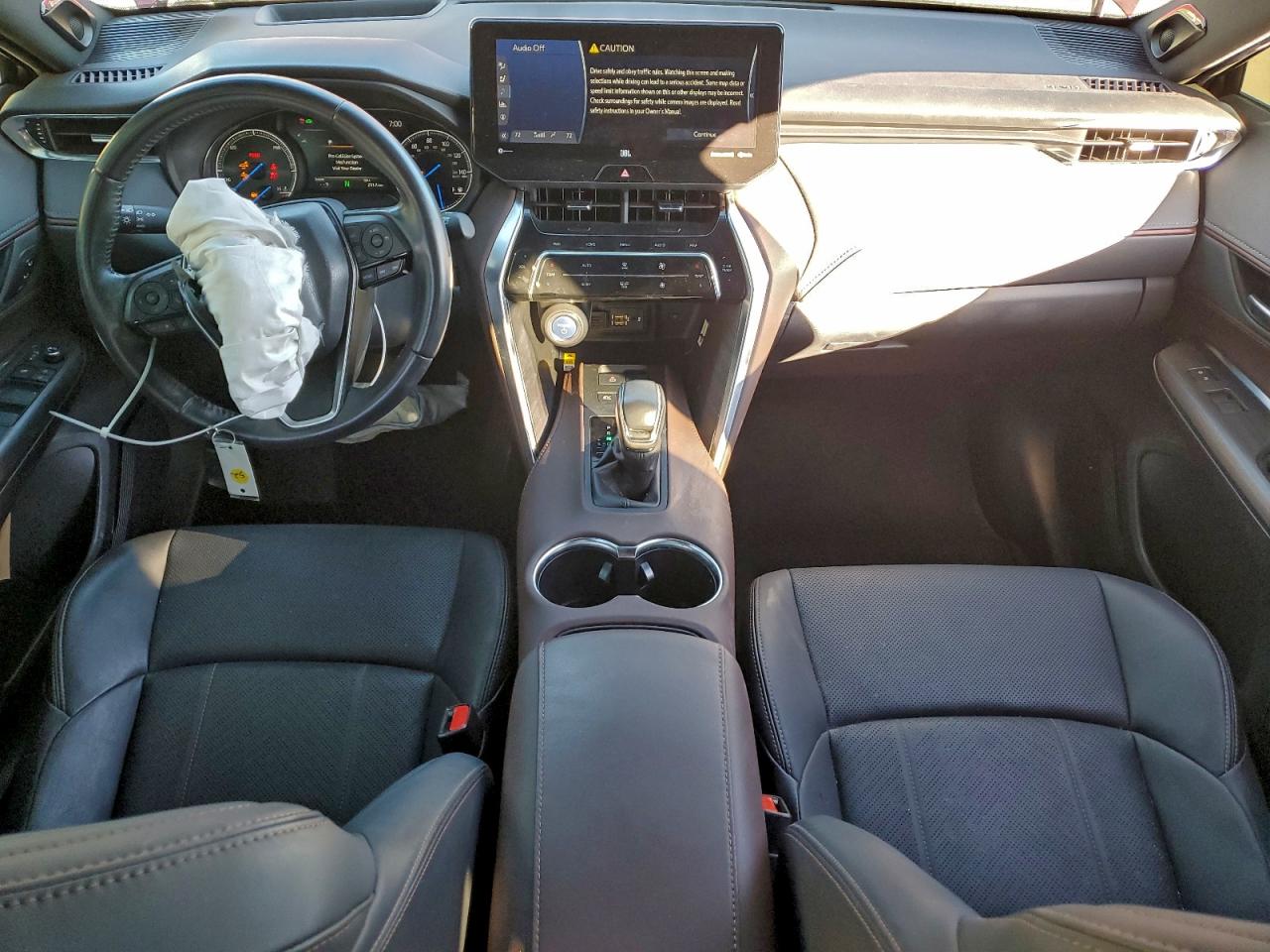 2021 TOYOTA VENZA LE photo 8