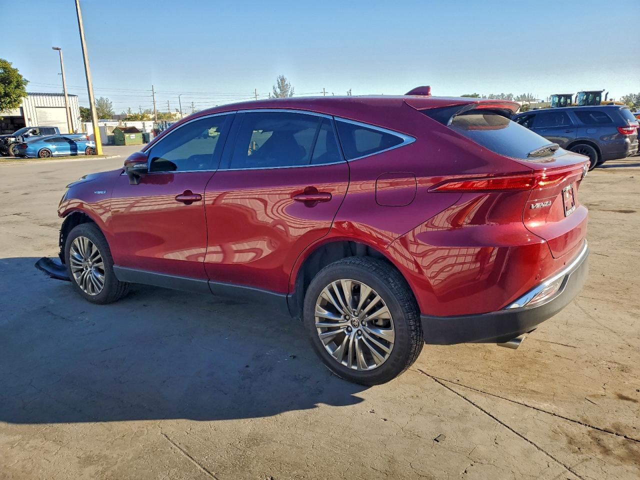 2021 TOYOTA VENZA LE photo 2
