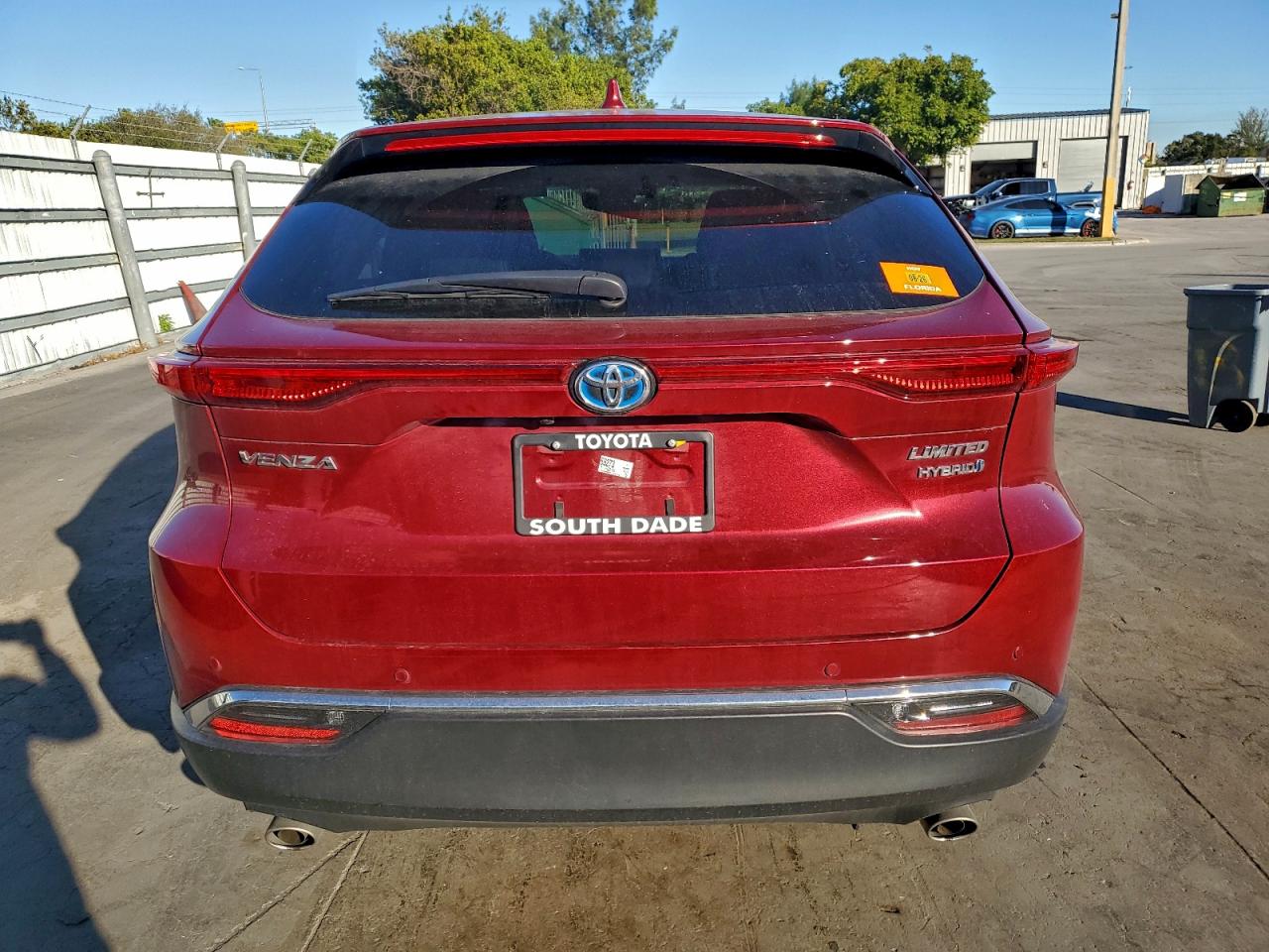 2021 TOYOTA VENZA LE photo 6