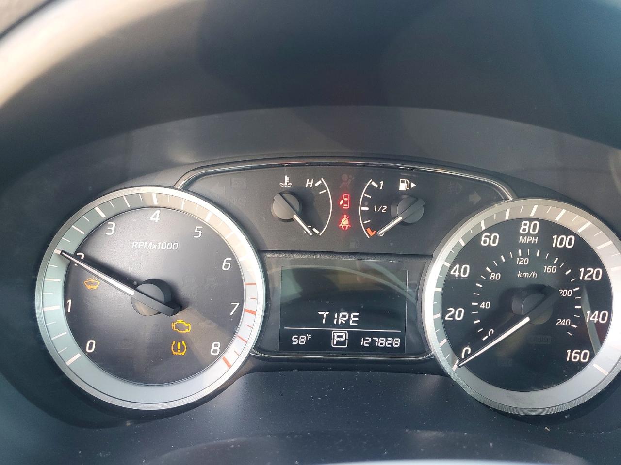 2013 NISSAN SENTRA S photo 9