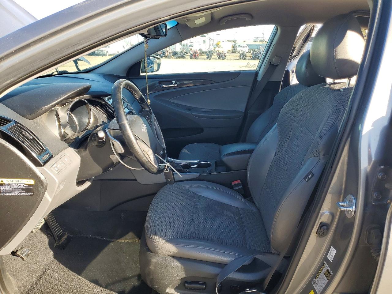 2014 HYUNDAI SONATA SE photo 7