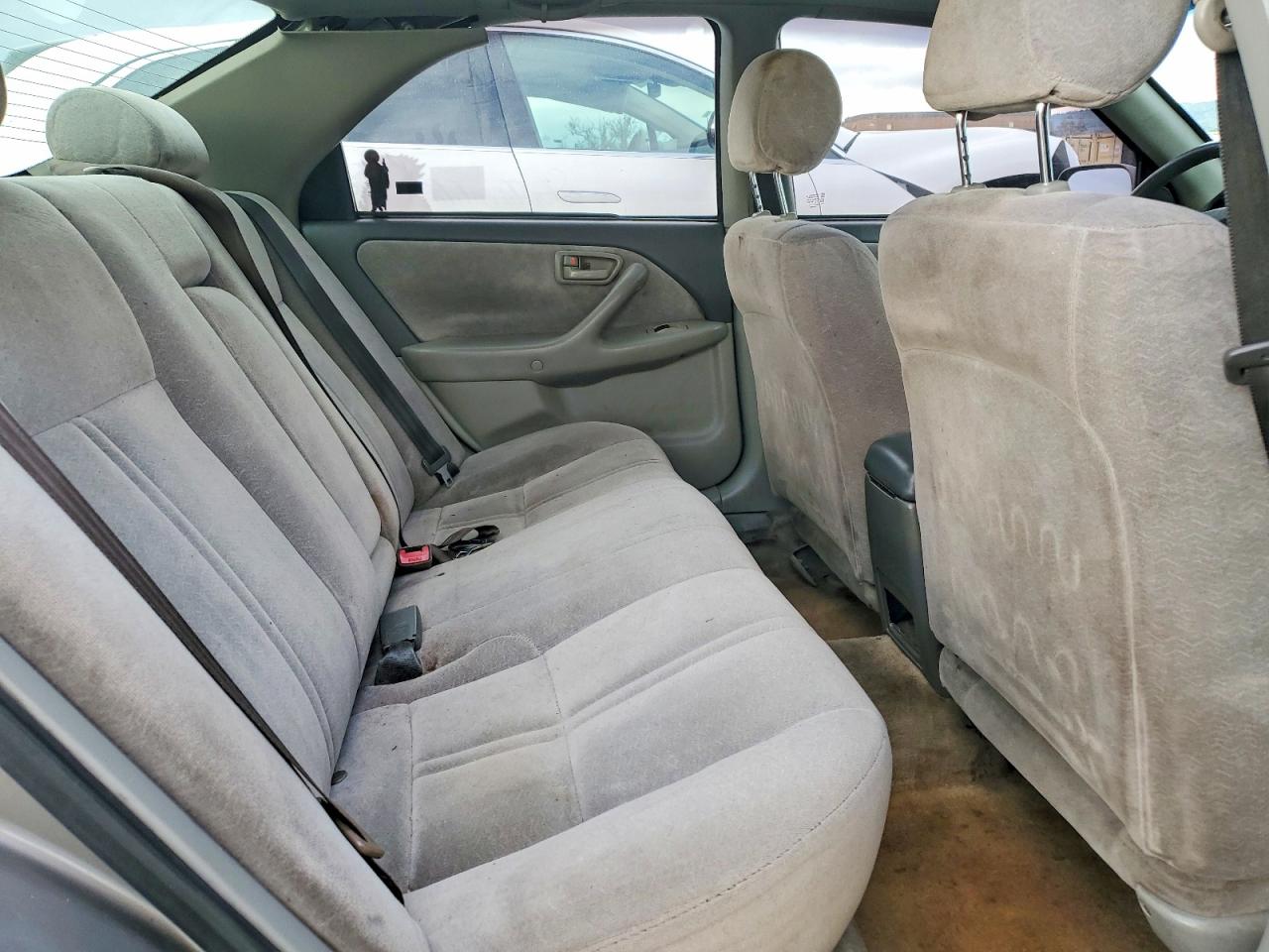 1999 TOYOTA CAMRY CE photo 10