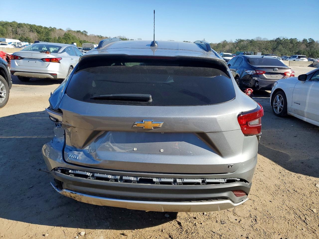 2025 CHEVROLET TRAX 1LT photo 6
