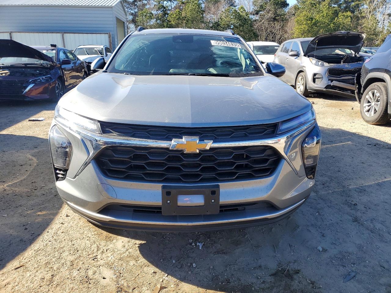 2025 CHEVROLET TRAX 1LT photo 5