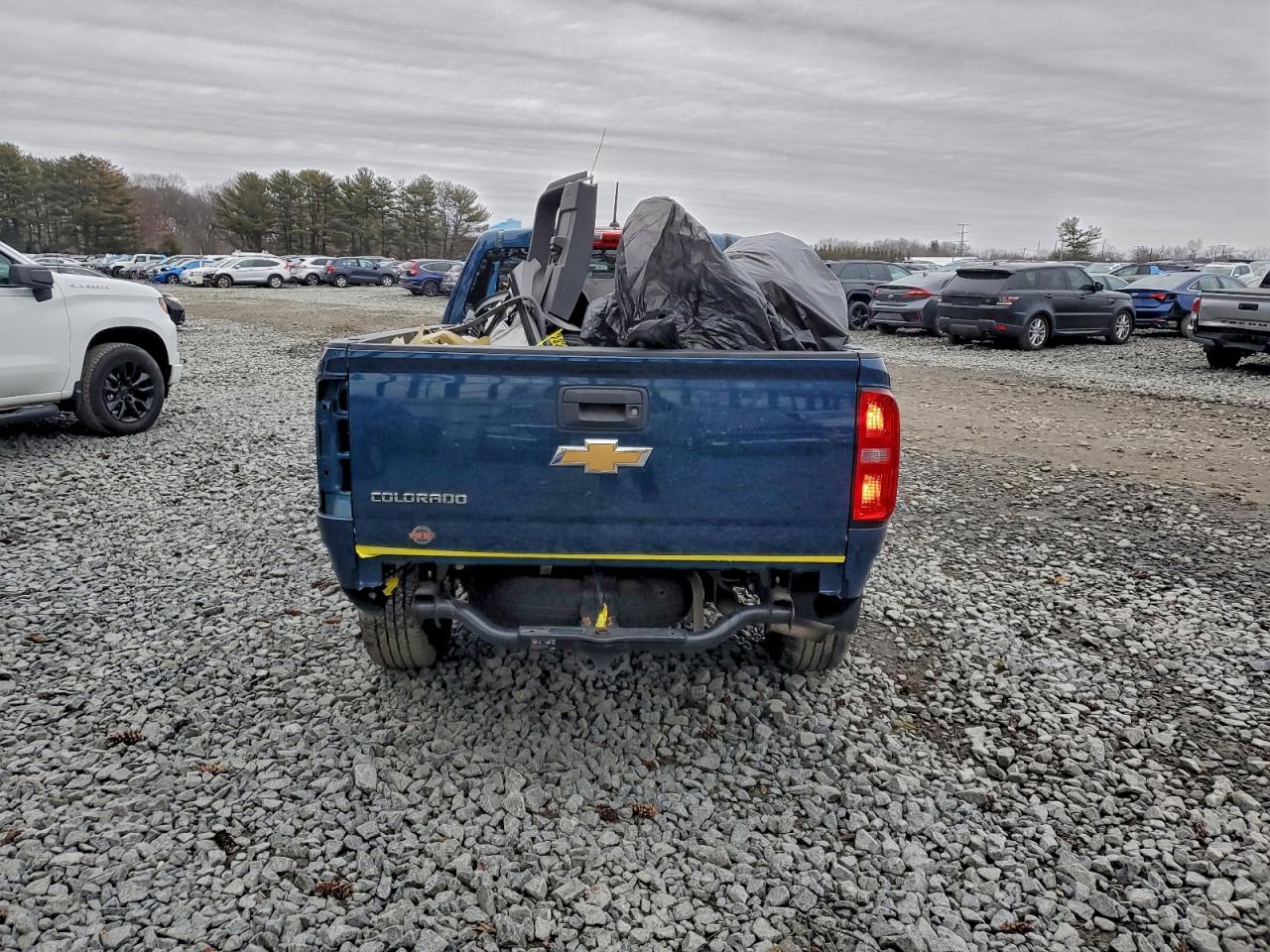 2019 CHEVROLET COLORADO photo 6