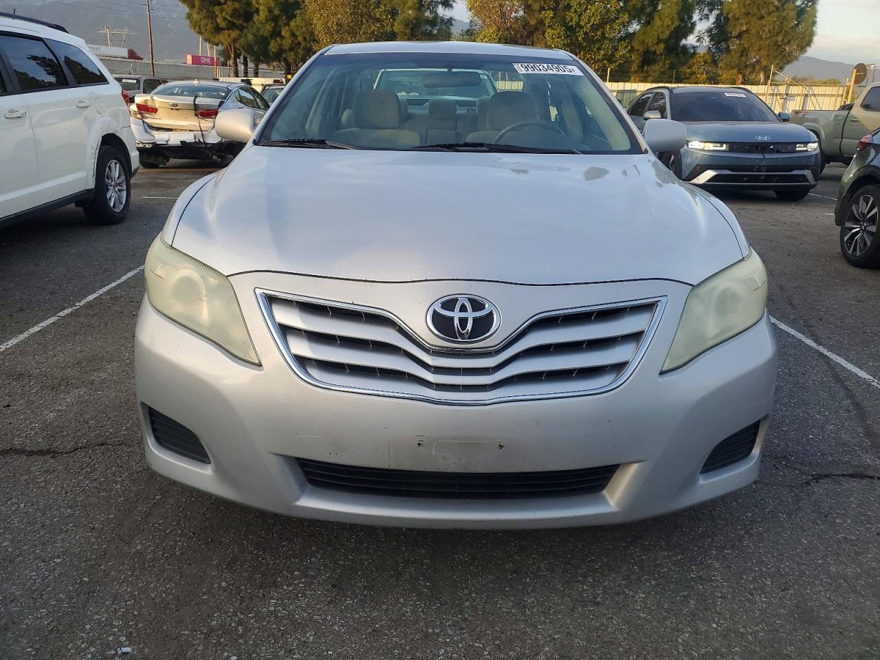 2010 TOYOTA CAMRY BASE photo 5