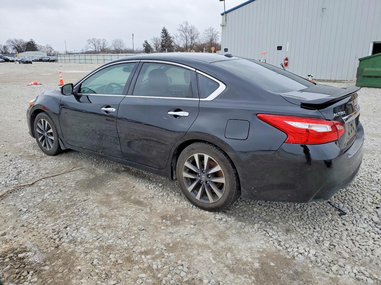 2016 NISSAN ALTIMA 2.5 photo 2