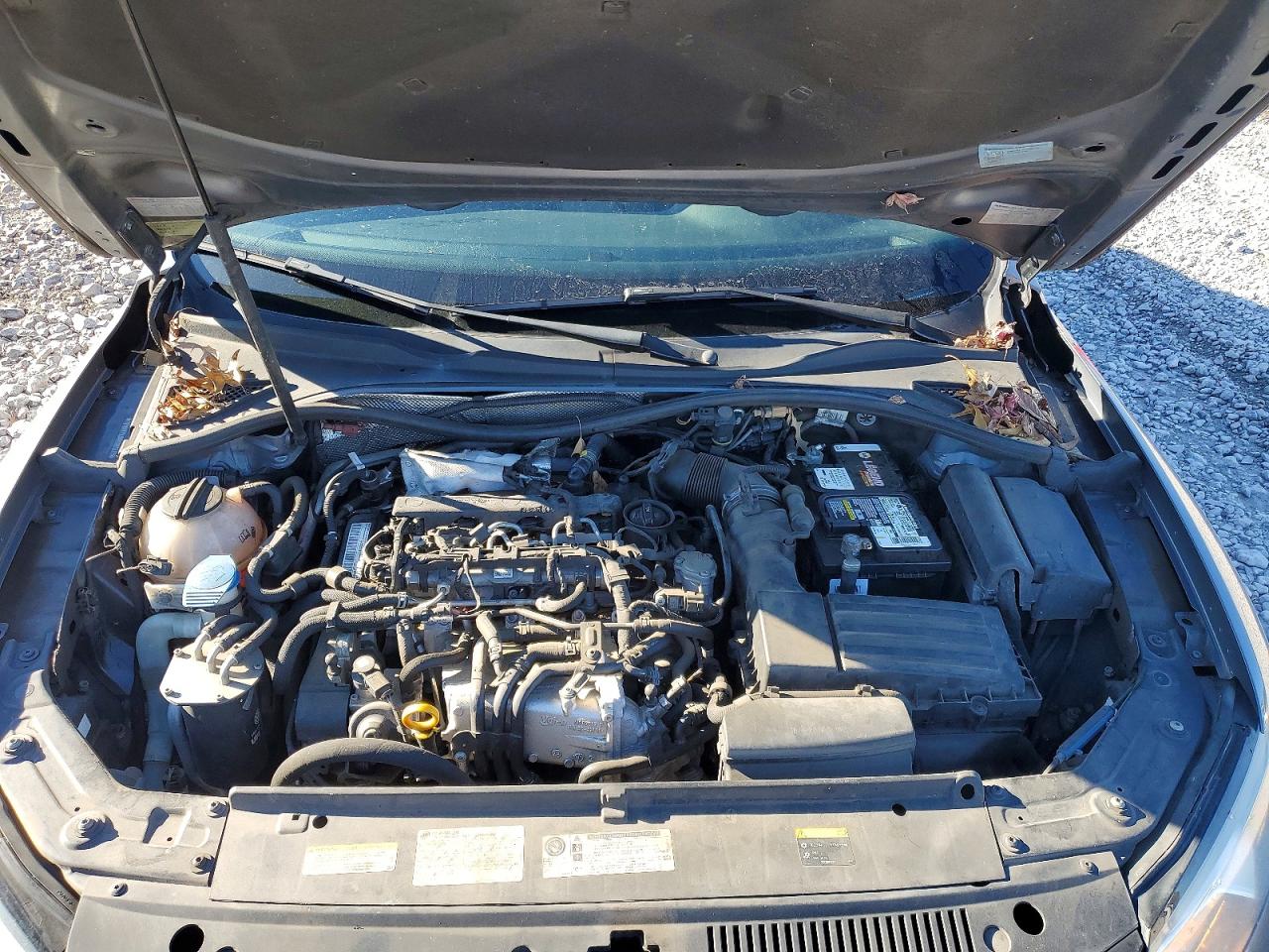2015 VOLKSWAGEN PASSAT SE photo 11