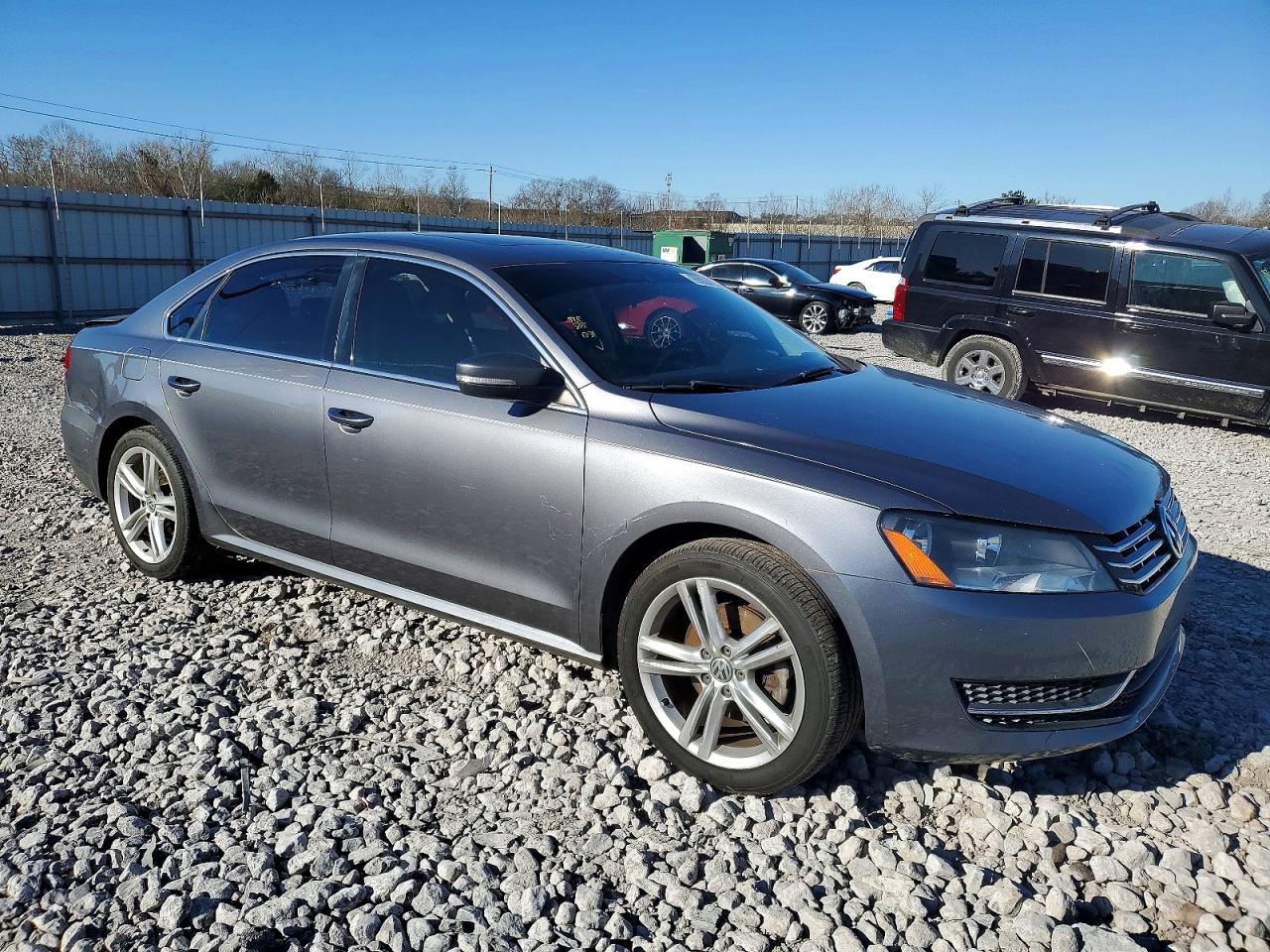 2015 VOLKSWAGEN PASSAT SE photo 4