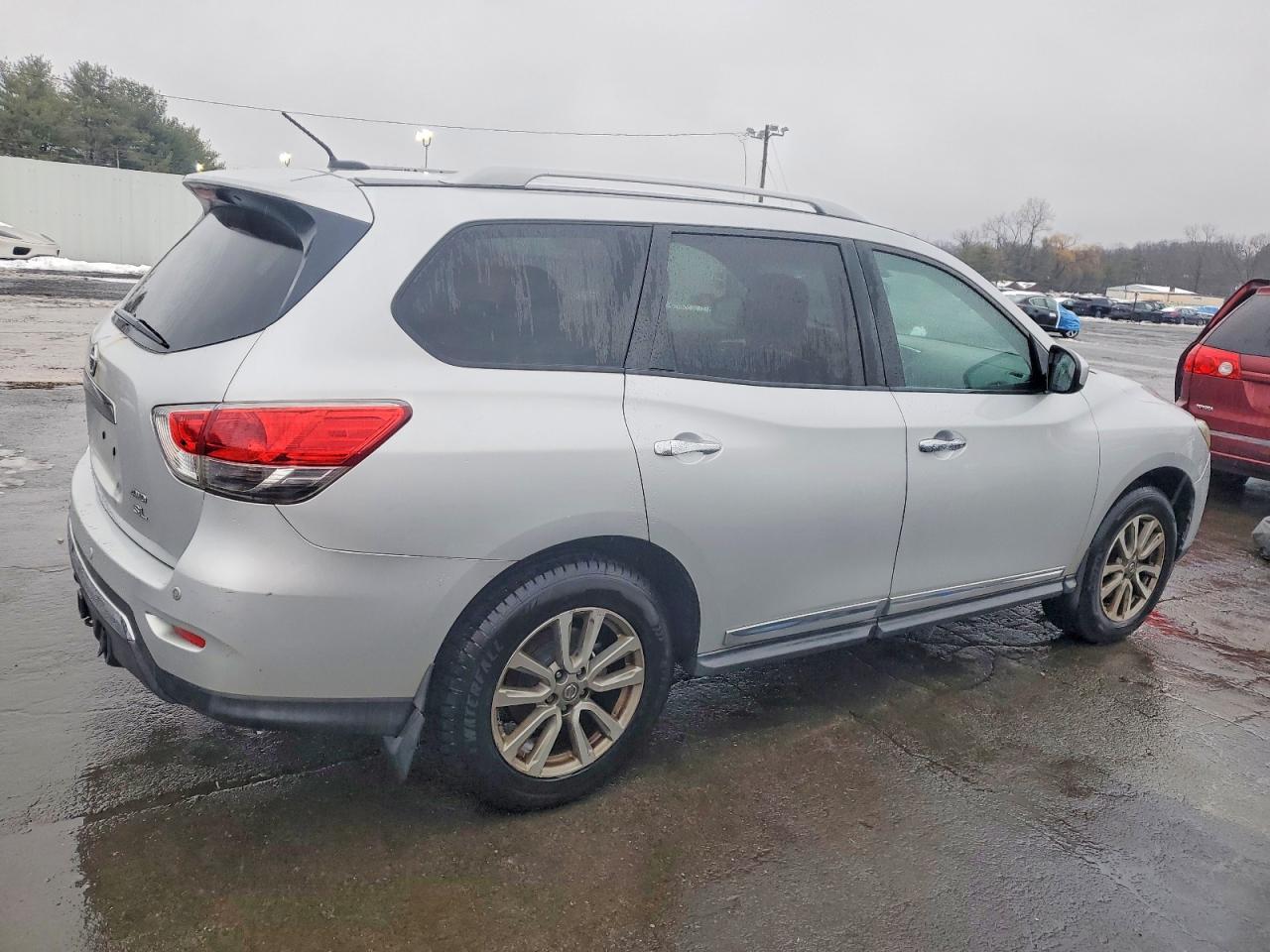 2013 NISSAN PATHFINDER S photo 3