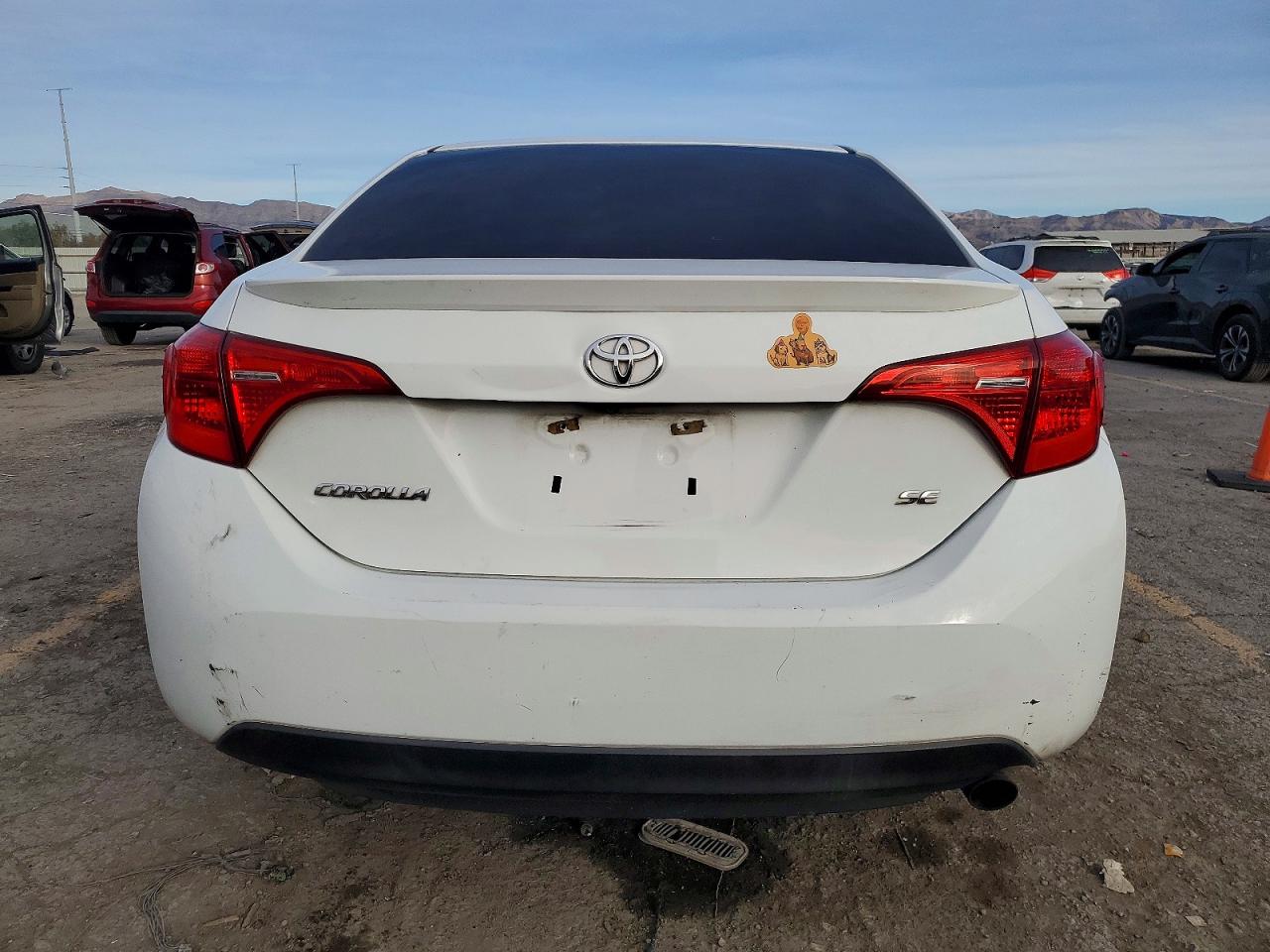 2017 TOYOTA COROLLA L photo 6