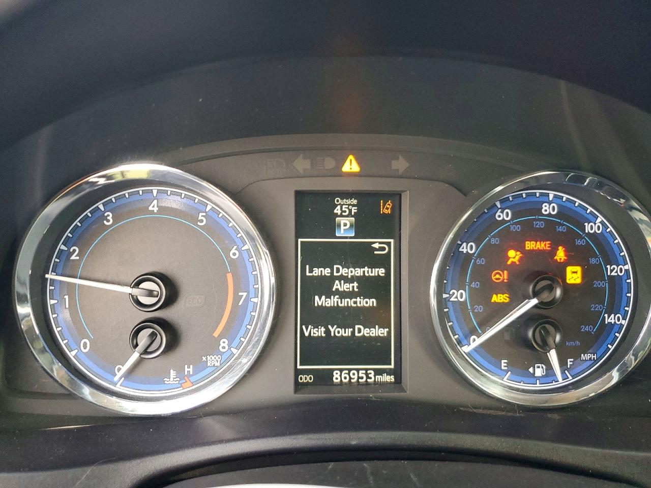 2017 TOYOTA COROLLA L photo 9