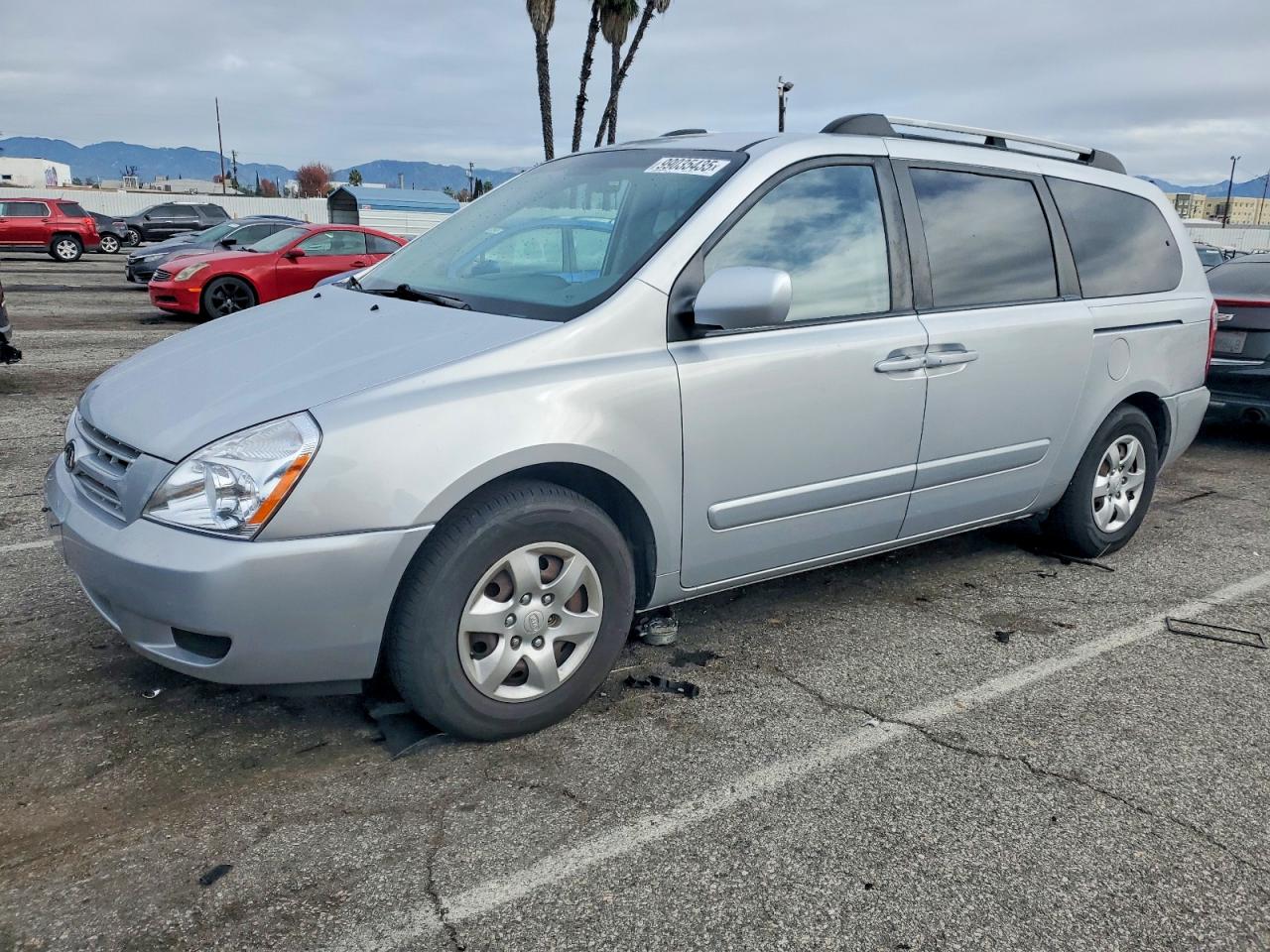 2008 KIA SEDONA