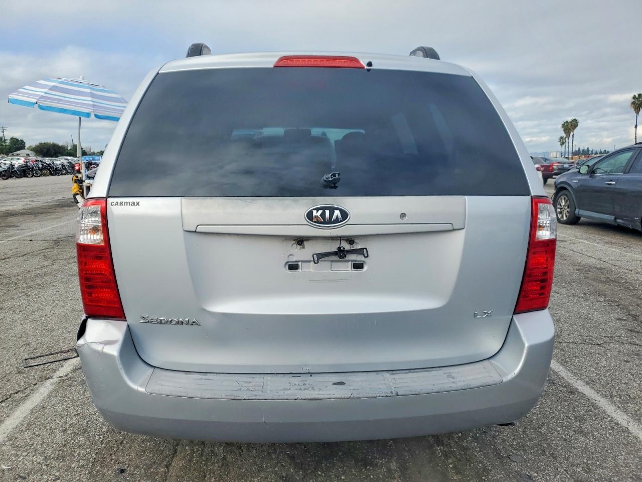 2008 KIA SEDONA EX photo 6