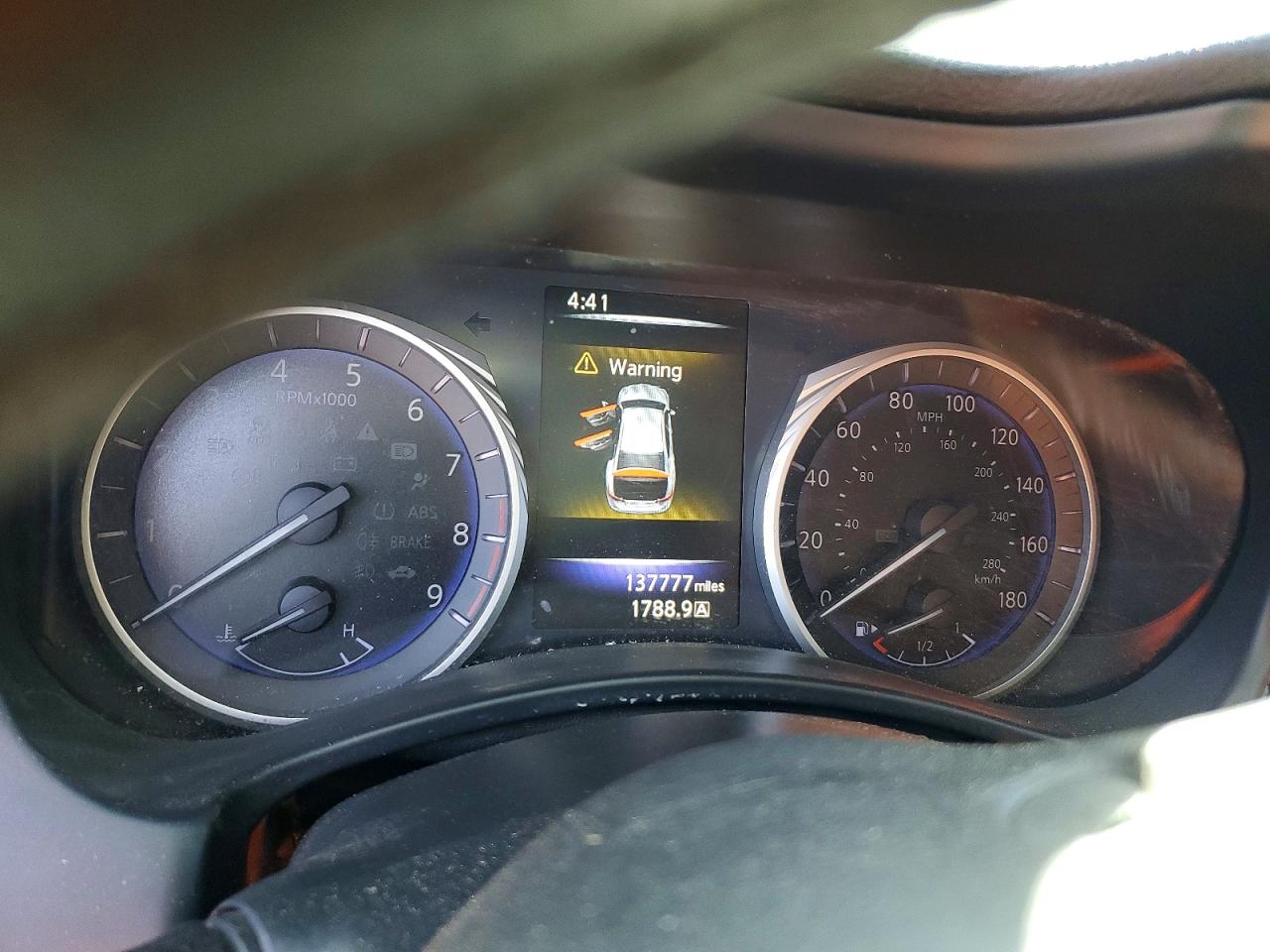 2015 INFINITI Q50 BASE photo 9