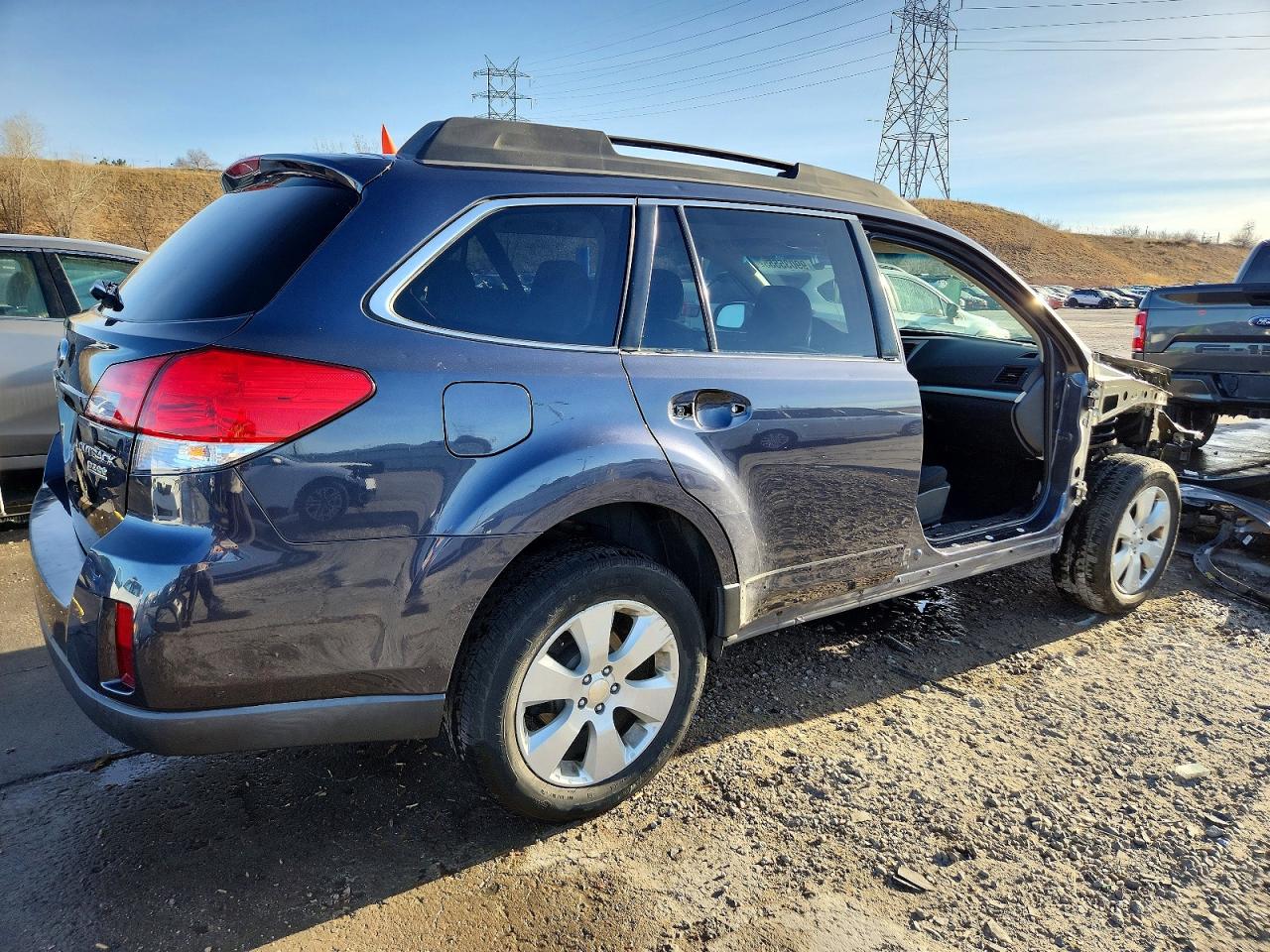 2010 SUBARU OUTBACK 2.5I PREMIUM photo 3