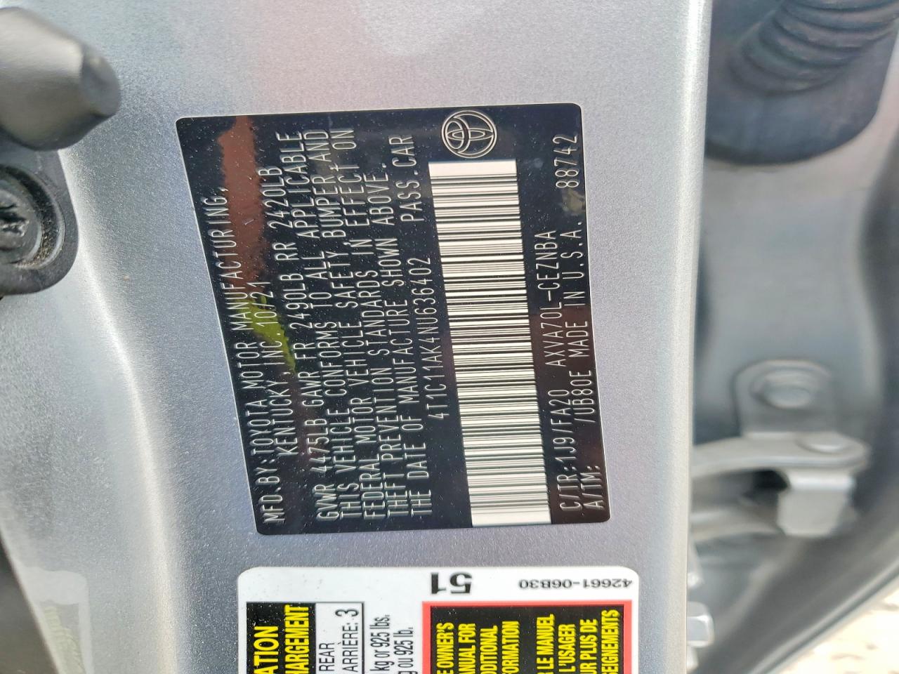 2022 TOYOTA CAMRY LE photo 12