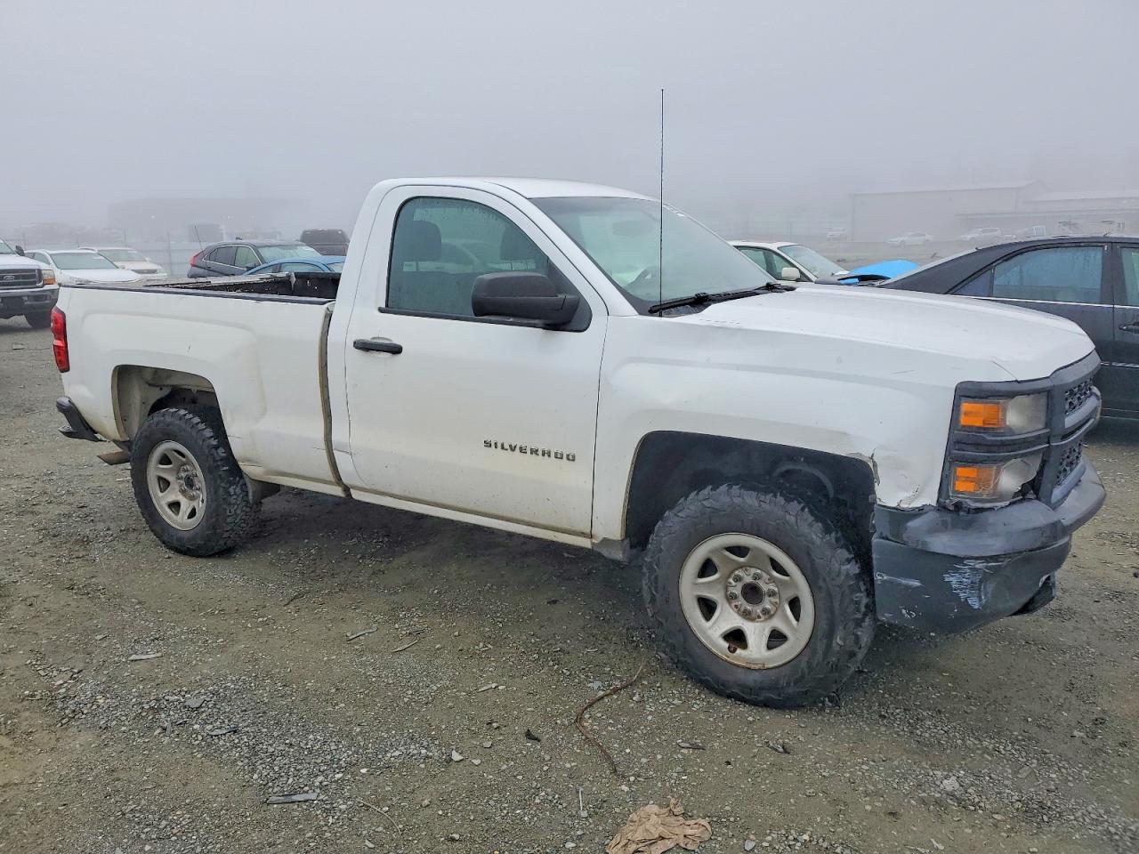 2015 CHEVROLET SILVERADO C1500 photo 4
