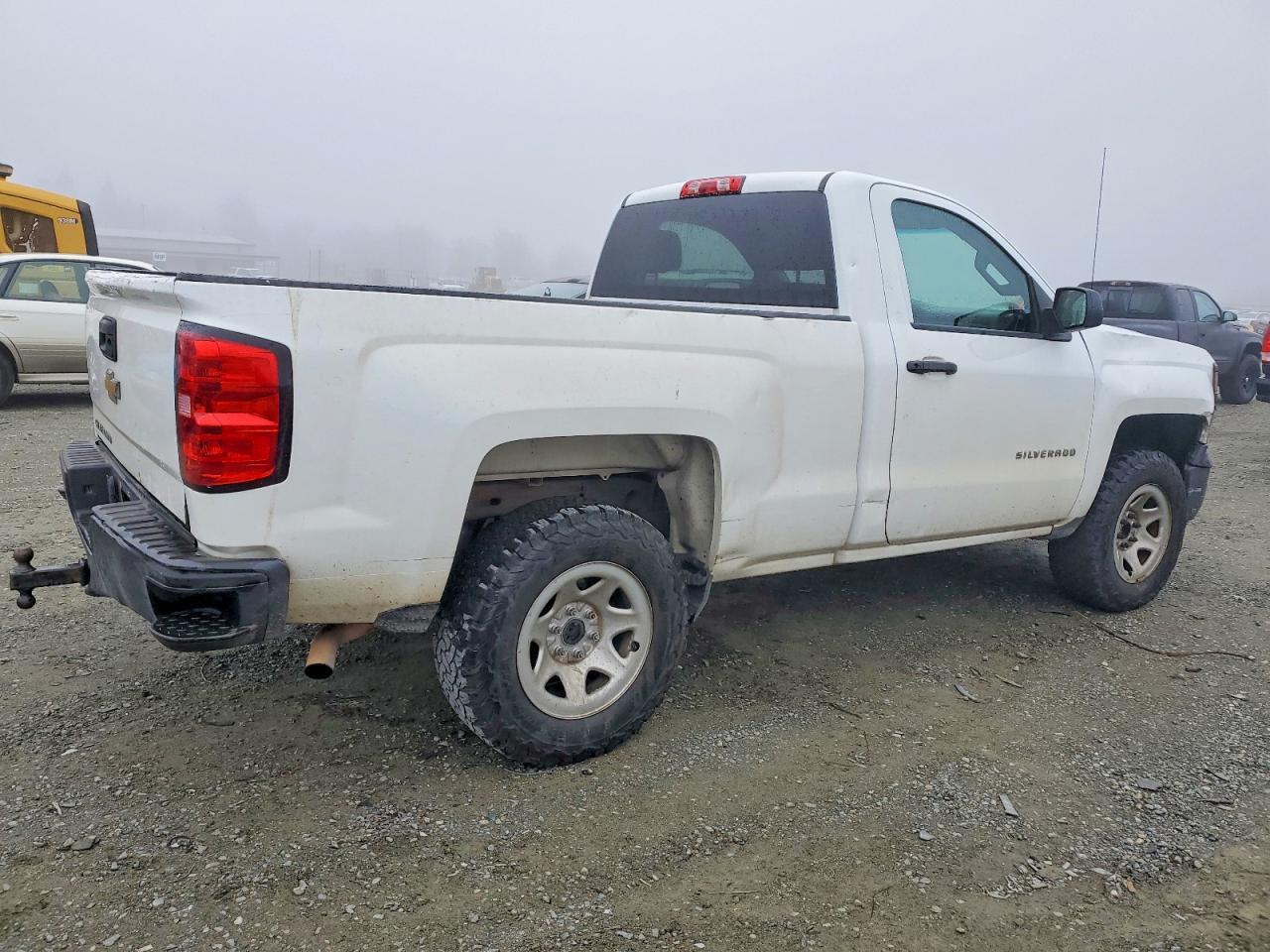 2015 CHEVROLET SILVERADO C1500 photo 3