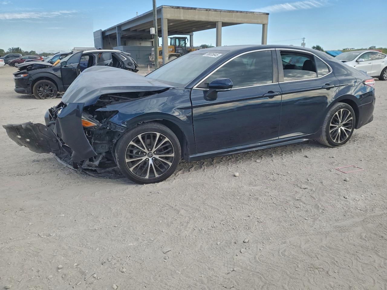 2019 TOYOTA CAMRY