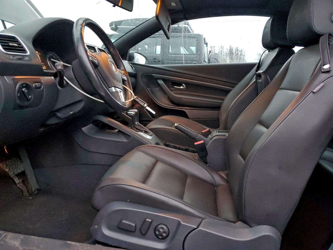 2010 VOLKSWAGEN EOS TURBO photo 7