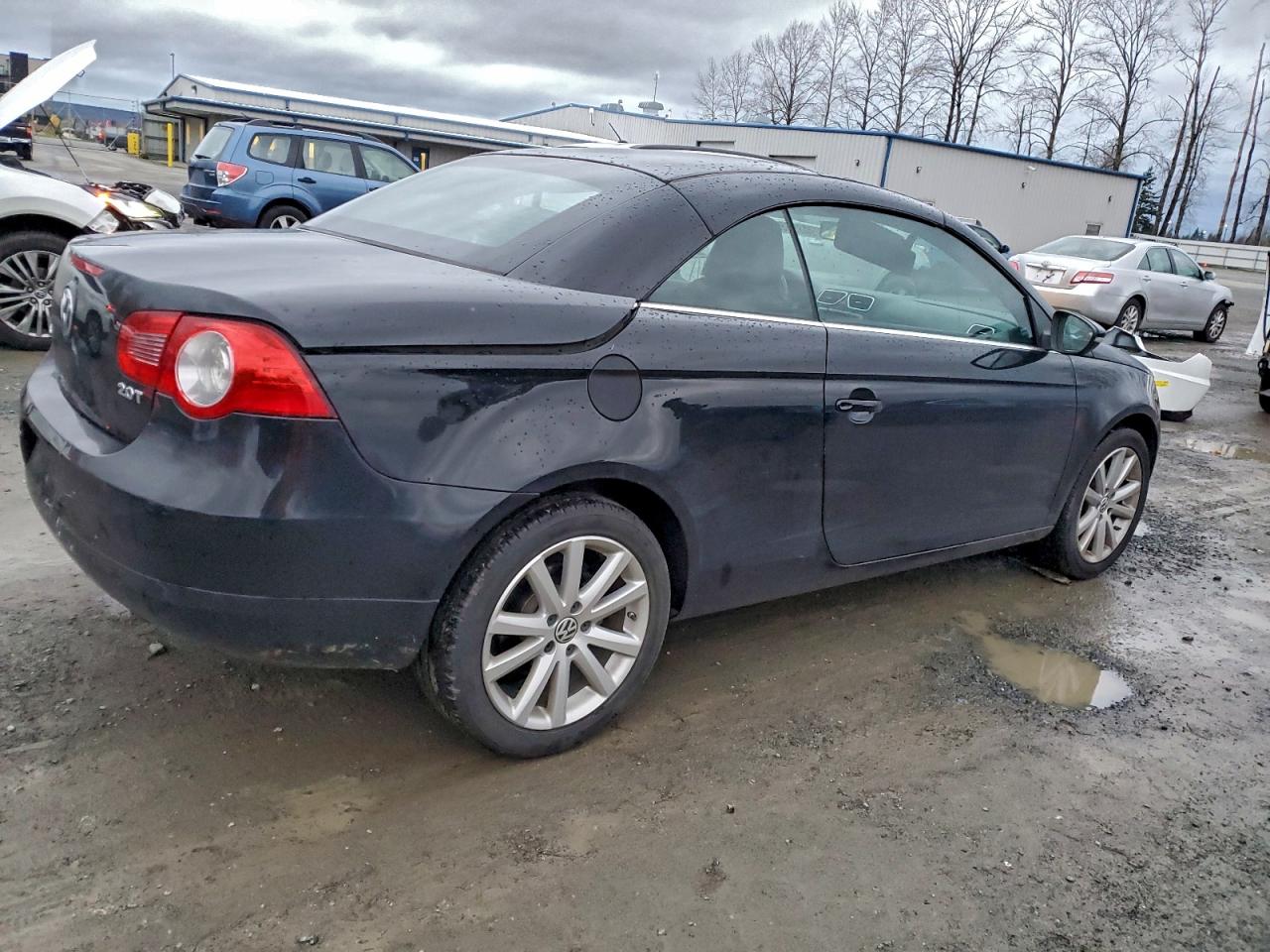 2010 VOLKSWAGEN EOS TURBO photo 3