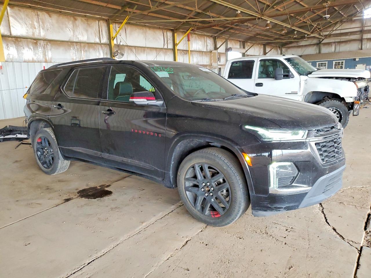 2023 CHEVROLET TRAVERSE PREMIER photo 4