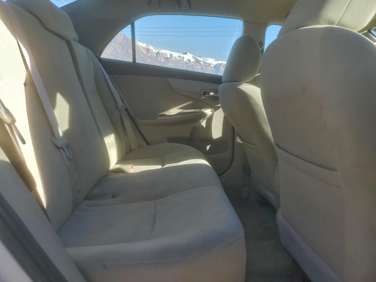 2010 TOYOTA COROLLA BASE photo 10