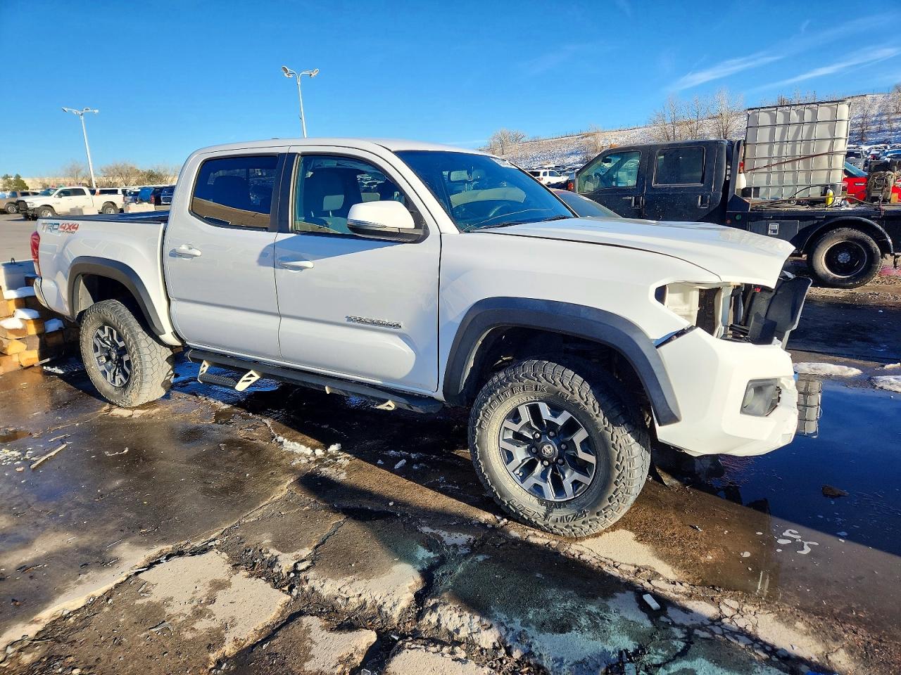 2017 TOYOTA TACOMA TRD OFF-ROAD photo 4