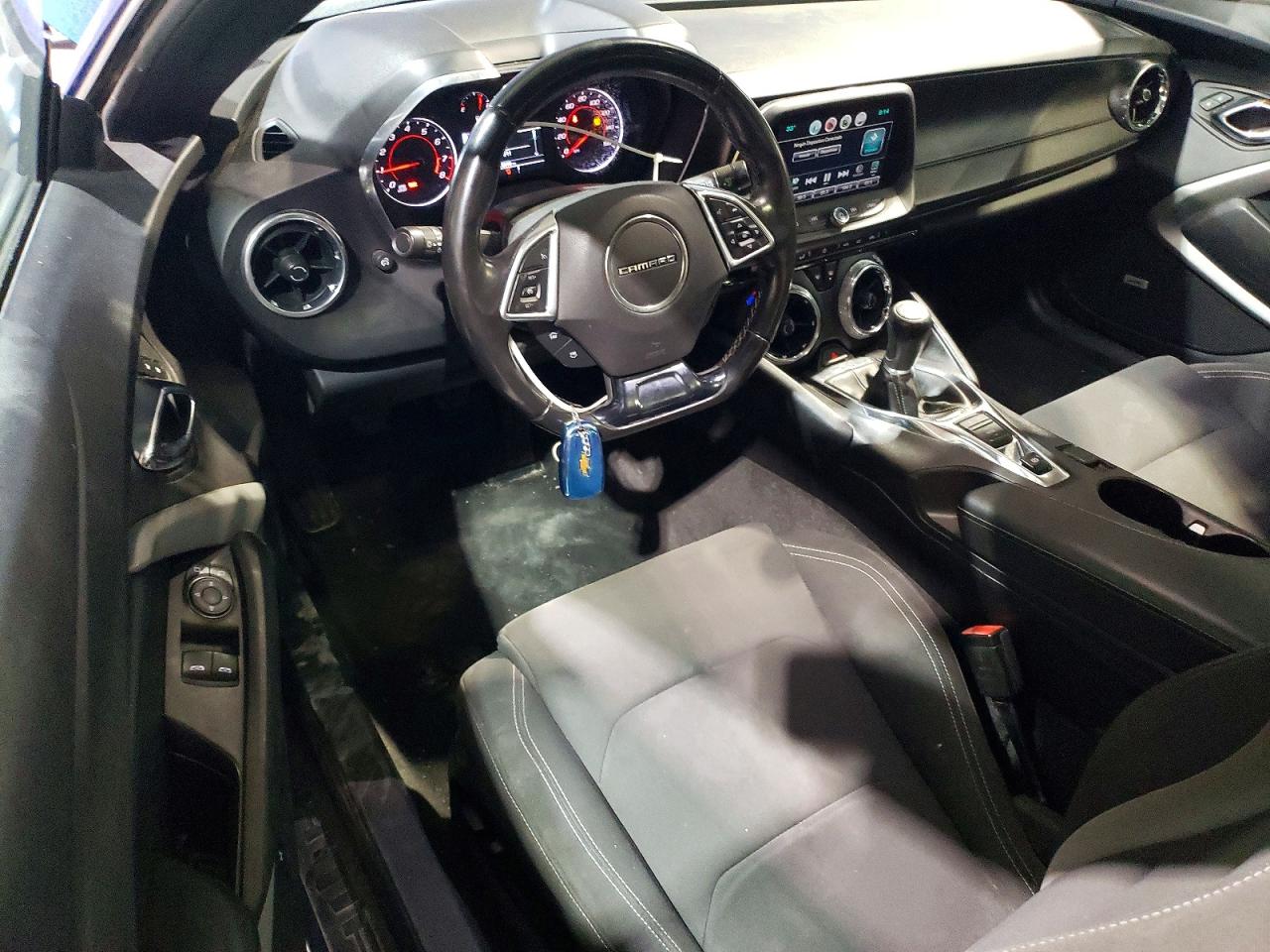 2016 CHEVROLET CAMARO LT photo 8