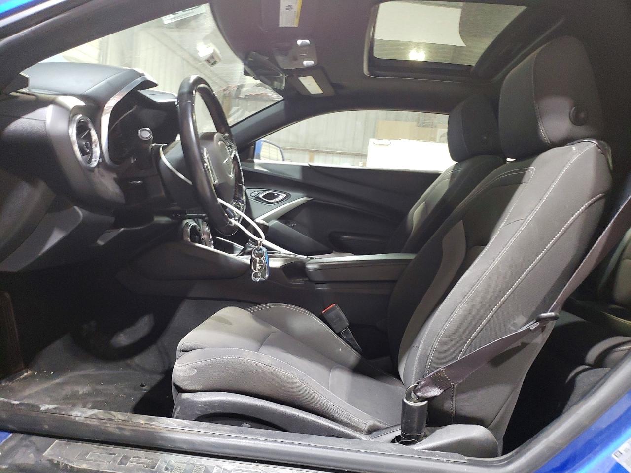 2016 CHEVROLET CAMARO LT photo 7