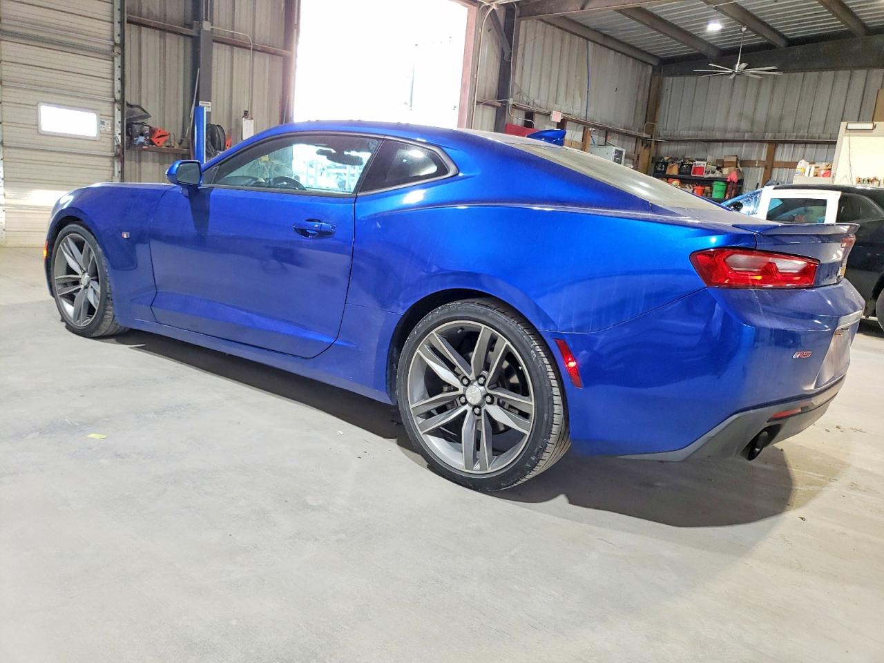 2016 CHEVROLET CAMARO LT photo 2