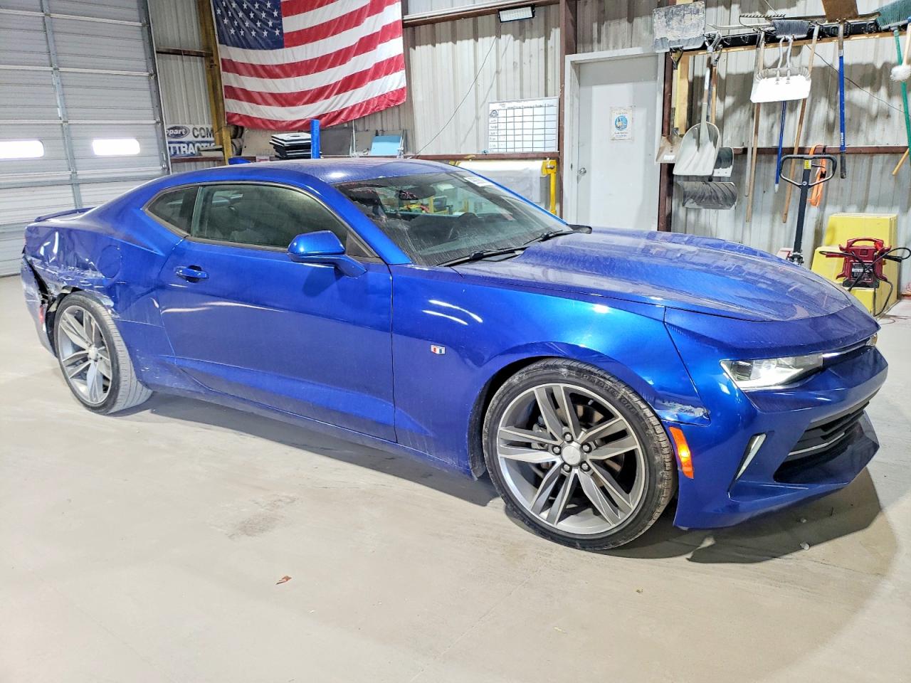 2016 CHEVROLET CAMARO LT photo 4