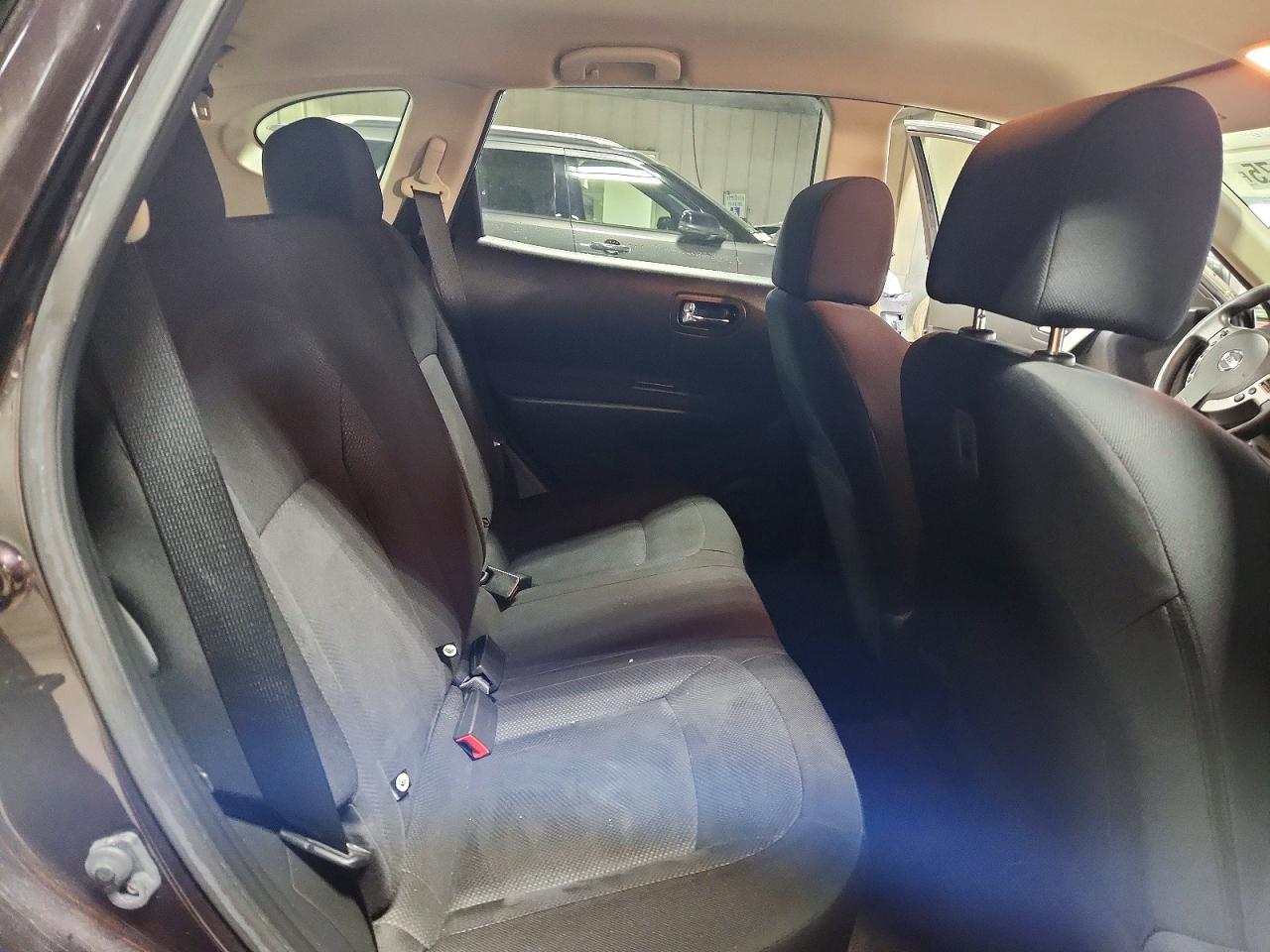 2013 NISSAN ROGUE S photo 11